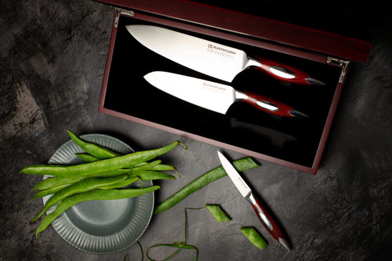 3-piece Chef set is a gift for food lovers. 